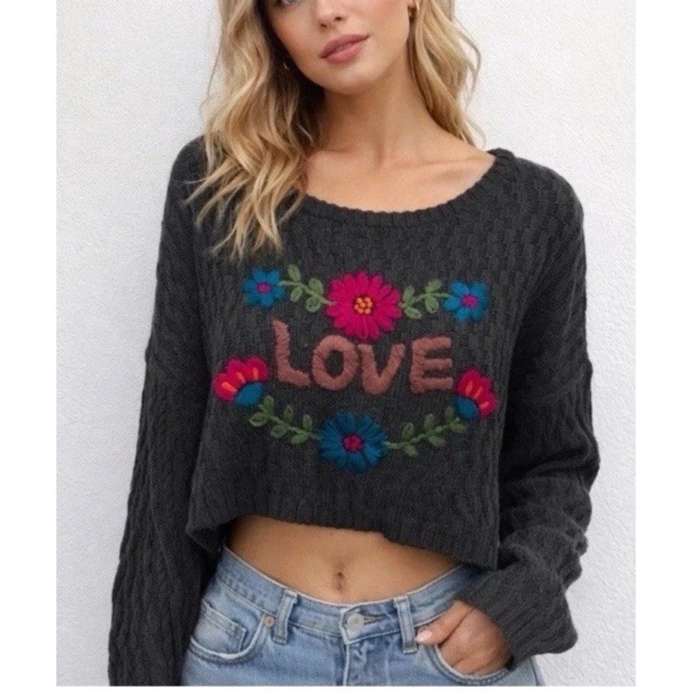 Natural Life XS Embroidered Sweater Chunky Soft Knit LOVE Floral Semi Cropped